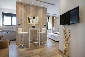 Central Business Apartment