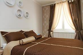 Central Business Apartment