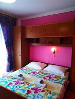 Spacious and Sunny Apartment on Island Rab