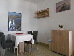 Apartment Near Novalja Center