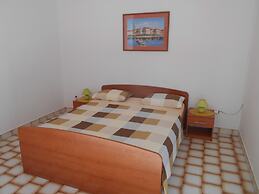 Apartment Near Novalja Center