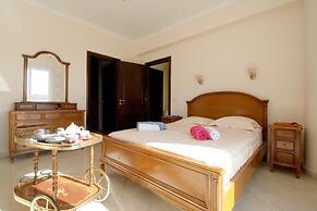 Luxurious Villa Anthi