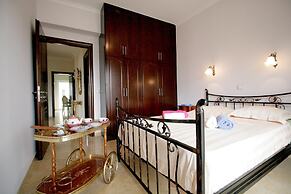 Luxurious Villa Anthi
