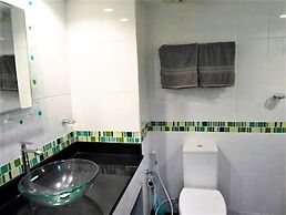 Swimming Pool View Spacious Studio 5 Min To Beach