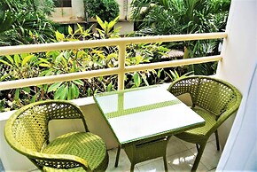 View Talay 1B Pattaya Popular Complex Large Pool Modern Studio Apartme