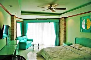View Talay 1B Pattaya Popular Complex Large Pool Modern Studio Apartme