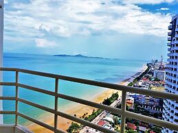 30th Floor Sea View Studio at View Talay 8