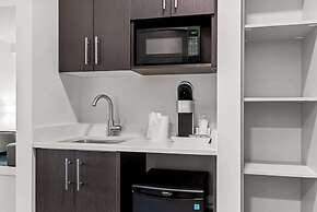 Best Western Plus Winkler
