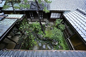 Nishijin Fujita