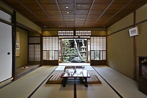 Nishijin Fujita