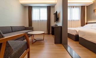 Stubborn Hotel
