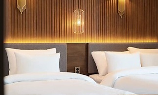 Stubborn Hotel