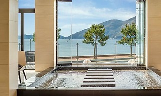 Stubborn Hotel