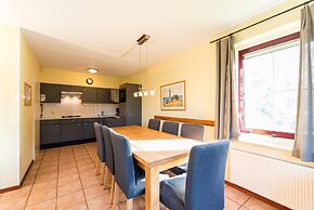 Thatched Villa With Dishwasher Near the Beach
