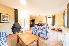 Thatched Villa With Dishwasher Near the Beach