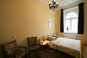 Apartment No. 20 Jaltská 3