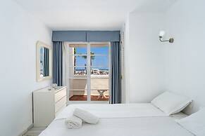 Stunning apartment in Puerto Marina