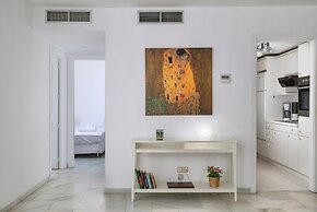Stunning apartment in Puerto Marina