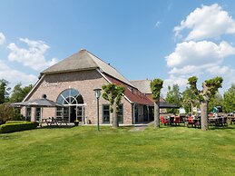 Wellness Villa by the Weerribben