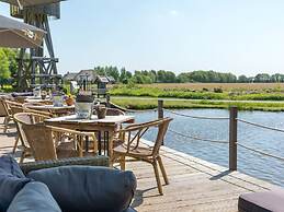 Wellness Villa by the Weerribben