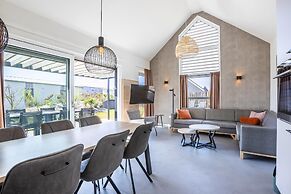Comfortable Bungalow With Dishwasher Near the Beach