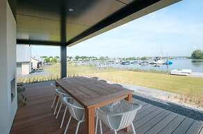Villa Oesterdam Comfort 8 Persons
