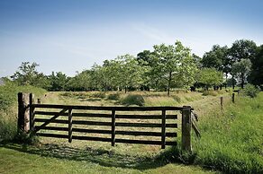 Stylish Farmhouse Escape