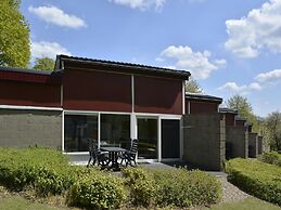 Well-kept Bungalow With Microwave Near Valkenburg