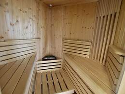 Spacious Home, Zierow