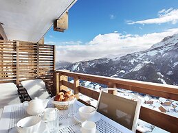 Chalet in Praroustan With Mountain Views