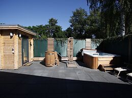 Villa in Arcen With Shower and Sauna