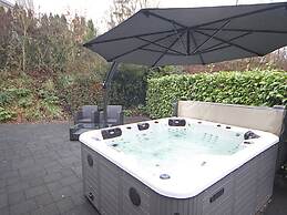 Villa in Arcen With Shower and Sauna