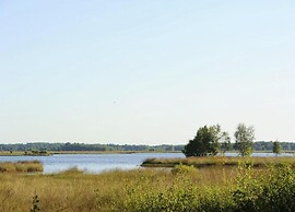 Bungalow With Fireplace, not far From Assen