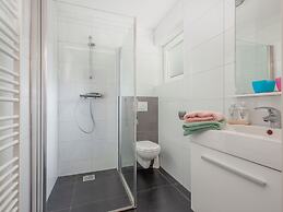 Villa in Arcen With Shower & Garden