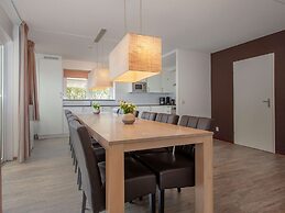 Villa in Arcen With Shower & Garden