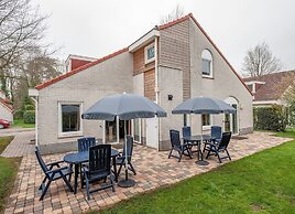 Villa in Arcen With Shower & Garden