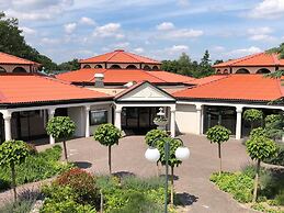Villa in Arcen With Shower & Garden