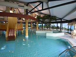 Villa in Arcen With Shower & Garden