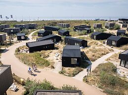 Modified, Modern Lodge Near the Beach