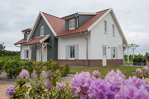 Villa in Arcen With Thermal Baths Access