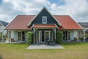 Villa in Arcen With Thermal Baths Access