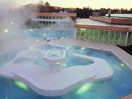 Villa in Arcen With Thermal Baths Access
