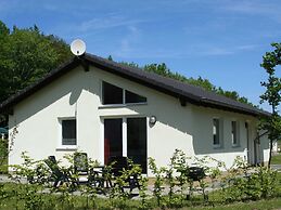 Bungalow Near Eifel Ski Lift