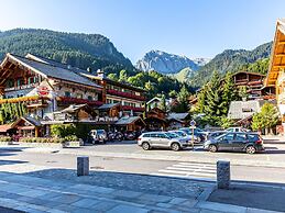 Sunny Terrace & Ski Access