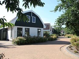 Nice Holiday Home with Dishwasher near Dunes