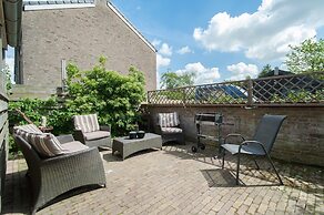 Holiday Home in Quiet Environment near Beach & Dunes