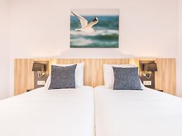 Modern Coastal Escape