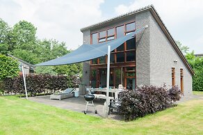 Modern Holiday Home Between Schoorl and Bergen