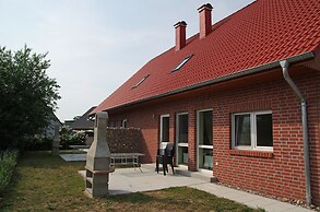 Idyllisches Ferienhaus mit Uberdachter Terrasse