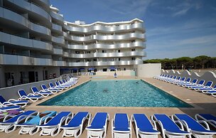 Apartment in Le Barcares With Sea View